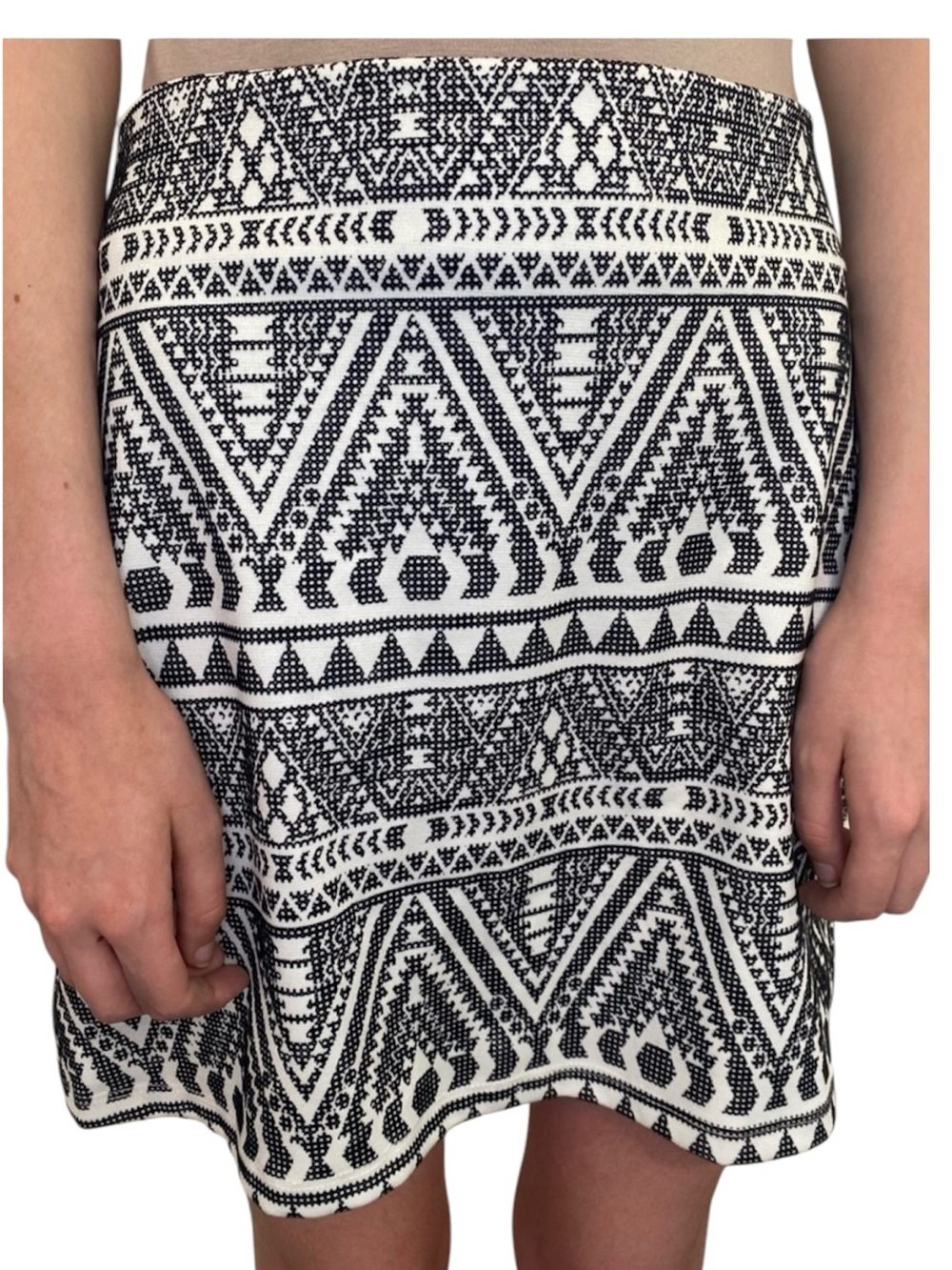 Blue Rain Black and White two-tone Aztec Print Mini Skirt size small